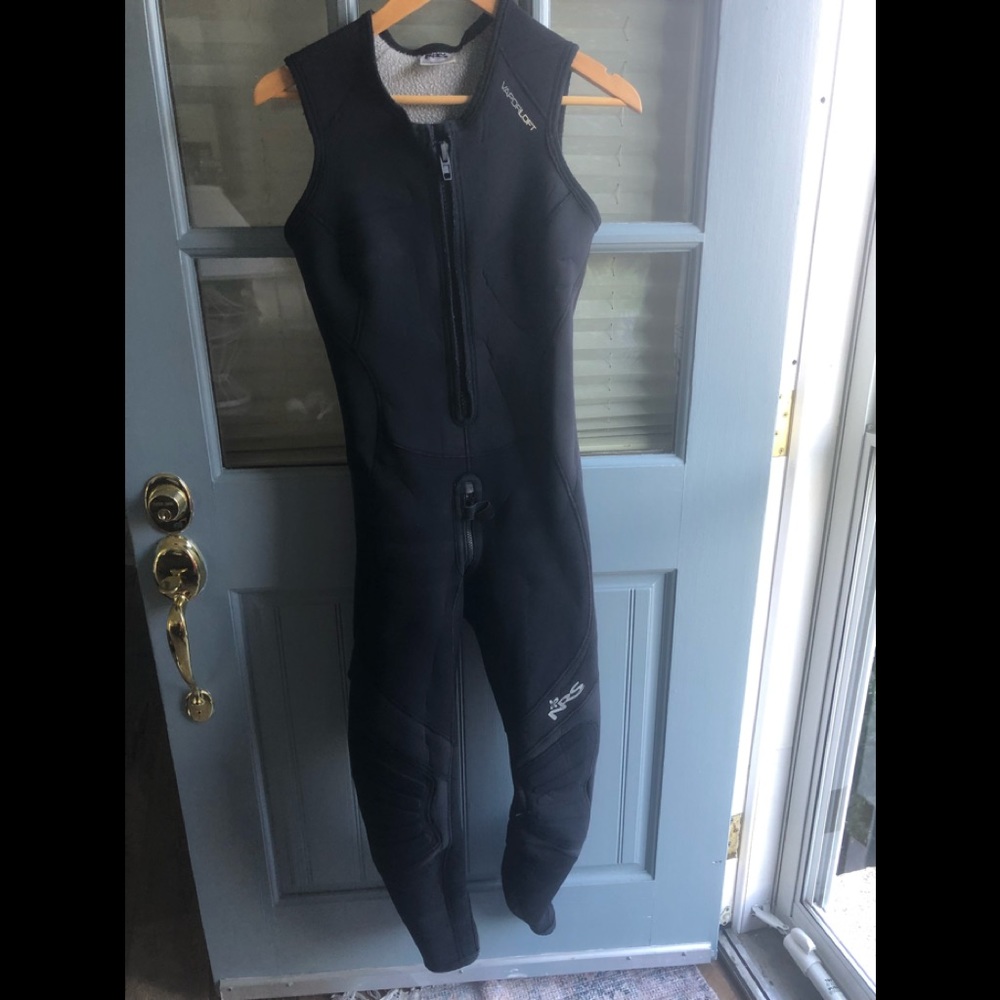 NRS Farmer Jane wetsuit size small